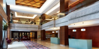 Пхра-Прадэнг: Отель The Davis Bangkok Hotel