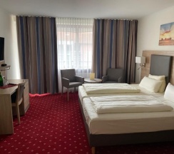 Двухместный номер Deluxe двуспальная кровать в Hotel Harburger Hof