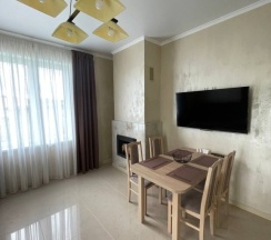 Пятиместный семейный коттедж рядом с пляжем в Гостевой дом