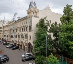 Апартаменты с 2 комнатами с балконом и с видом на город в GM Apartments