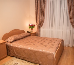 «Повышенной комфортности» двухспальная кровать, диван в Вип-Хаус