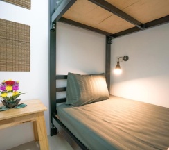 Двухместный номер Standard двухъярусная кровать в D-hub Hostel