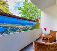 Большой Стандарт с балконом на 1 м этаже в Лермонт