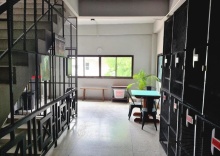 Кровать в общем номере в The 8 Factory Hotel Phitsanulok