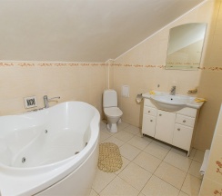 Мансардный люкс в Ям