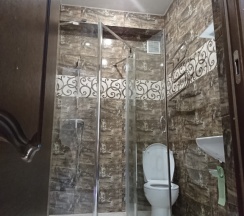 Люкс с балконом и с видом на горы в Гега