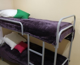 Кровать в 4-местном общем номере в Арт-Хостел