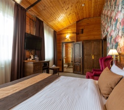 Комфорт "Leonardo" в Allure Lodge