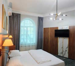 3 этаж I Двухкомнатный номер с двуспальными кроватями в Марис