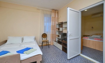 Двухместный номер Comfort с 2 комнатами двуспальная кровать в Малахит