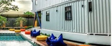 Двухместный номер Standard с видом на бассейн двуспальная кровать в Us Hostel