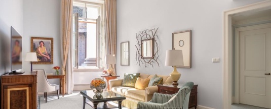 Адмиралтейский Люкс в Four Seasons Hotel Lion Palace St. Petersburg