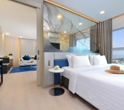 Двухместный люкс Prime с балконом двуспальная кровать в Centre Point Prime Hotel Pattaya