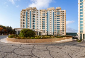 Отель Badamdar Hotel and Residences в Баку