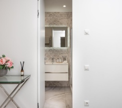Апартаменты люкс #13 в Sun Apartments ЖК Москва Апарт