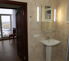 Номер стандарт с 1 двуспальной кроватью с балконом в Barocco Lv Hotel