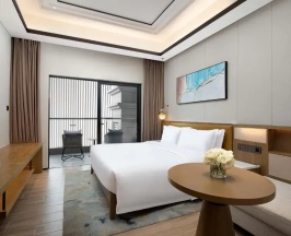 Номер Standard в Holiday Inn & Suites Sanya Yalong Bay