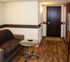 Номер первой категории без вида в Лермонтова 8