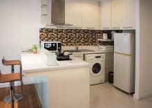 Люкс Premier c 1 комнатой в Sathorn Grace Serviced Residence