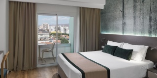 Лимассол: Отель Pefkos City Hotel