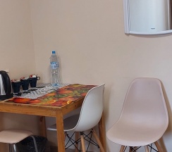 Двухкомнатный улучшенный номер в Space aparts and rooms