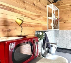 Коттедж улучшенный в Побег из квартиры