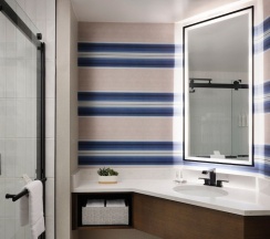Четырёхместный номер Standard 2 отдельные кровати в Austin Marriott South