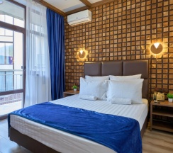 Двухместный номер Комфорт с балконом двуспальная кровать в Астра де Роза