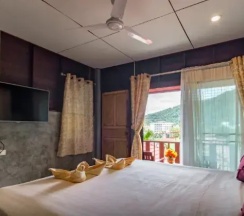 Двухместное бунгало Deluxe двуспальная кровать в Kanya Cozy Bungalows Kata Beach