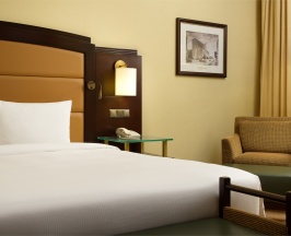 Угловой люкс в Hilton Moscow Leningradskaya