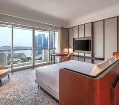 Люкс Ambassador в Fairmont Singapore