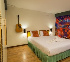 Трёхместная студия односпальная кровать в My Way Hua Hin Music Hotel