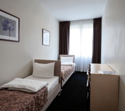 Трёхместный ЭКОНОМ в Superhostel