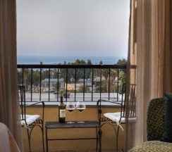 Двухместный номер Premium с балконом 2 отдельные кровати в The Drisco Hotel Tel Aviv - Relais & Chateaux