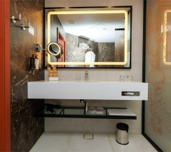Номер Privilege Luxe с двуспальной кроватью в Mercure