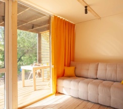 Коттедж с балконом в Z дача