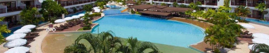 Четырёхместный номер Superior с видом на воду в Arinara Beach Resort Phuket