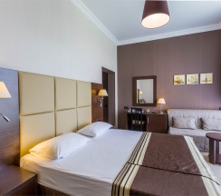 Полулюкс с балконом в Благодать