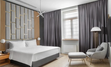 Двухместный номер для людей с ограниченными возможностями двуспальная кровать в The Basilian Minsk, Curio Collection by Hilton