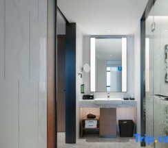 Двухместный номер Deluxe двуспальная кровать в Hampton by Hilton Gu'an New Airport