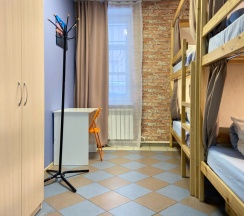 №7 Общий шестиместный номер в Nice hostel