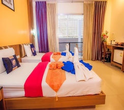 Двухместный номер Superior двуспальная кровать в Kata Blue Sea Resort