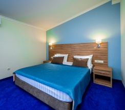 Семейный однокомнатный номер "Мансарда" в Blue Marlin Hotel