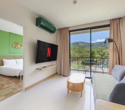 Семейные апартаменты с 2 комнатами с балконом в The Lago Apartments by Tropiclook