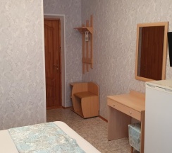 Двухместный номер Standard с балконом двуспальная кровать в Маретель