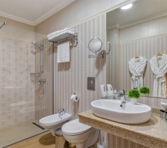 Номер первой категории Улучшенный Стандарт с балконом в Лермонт