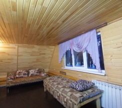 Дом с баней и мангальной зоной в Осетровский пруд