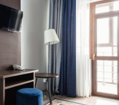 Двухместный номер Standard с балконом двуспальная кровать в Ncity Hotel