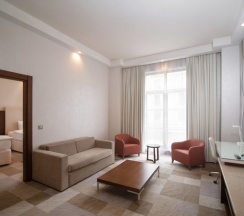 Номер Suite с 2 односпальными кроватями в Новотель Фит Красная Поляна