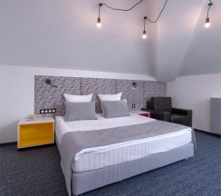 LOFT WHITE в Парадная